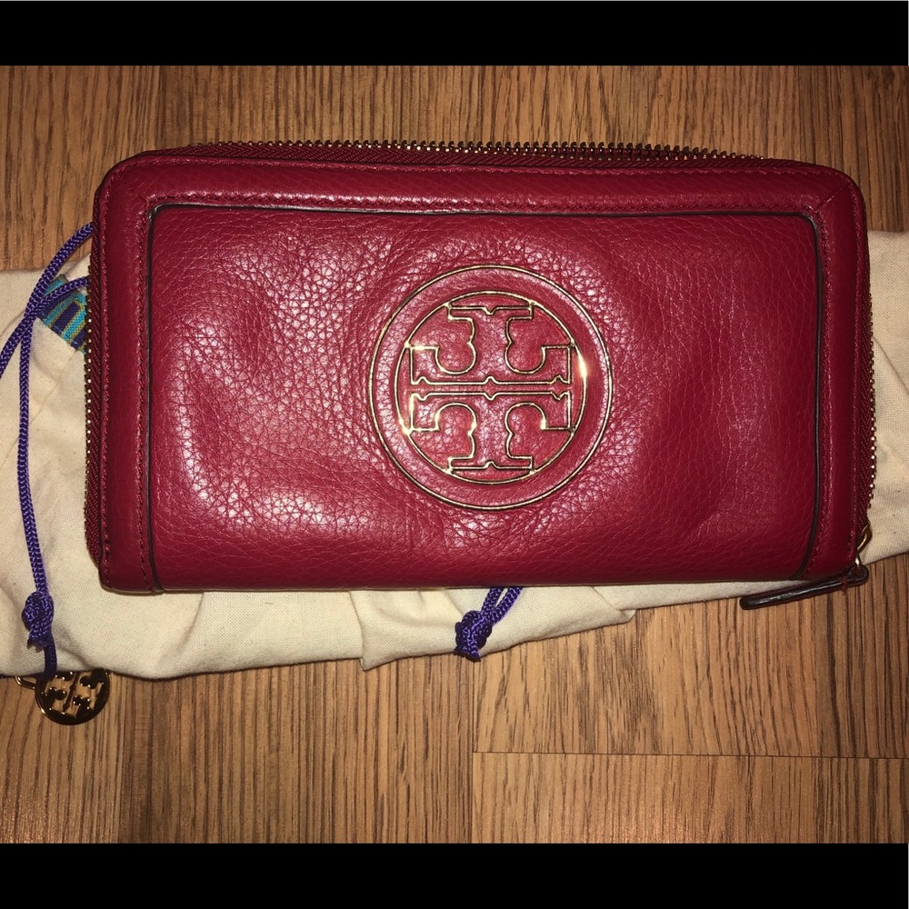 Tory Burch Red Leather Wallet